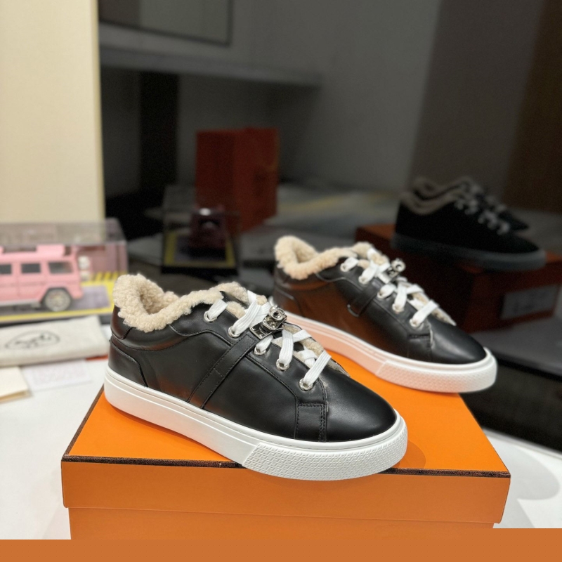 H**mes sneakers